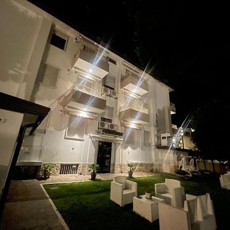 Palazzina Del Sole Sottomarina Exterior foto