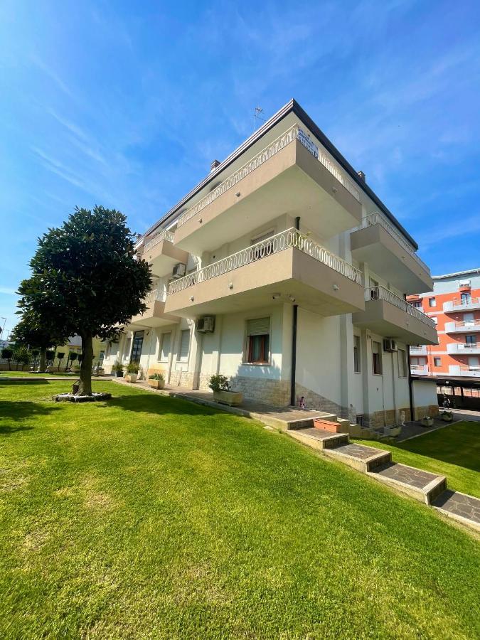 Palazzina Del Sole Sottomarina Exterior foto