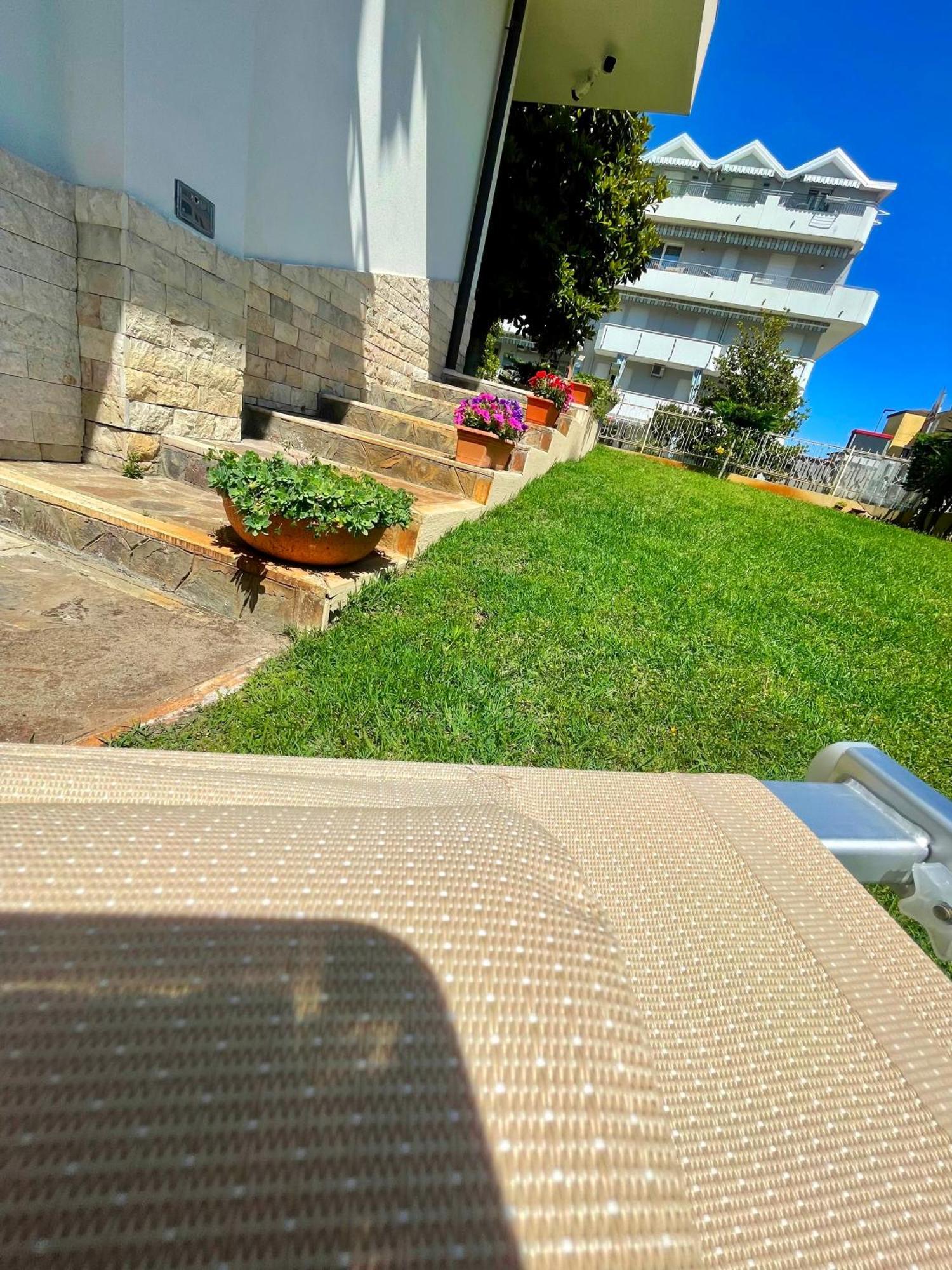 Palazzina Del Sole Sottomarina Exterior foto