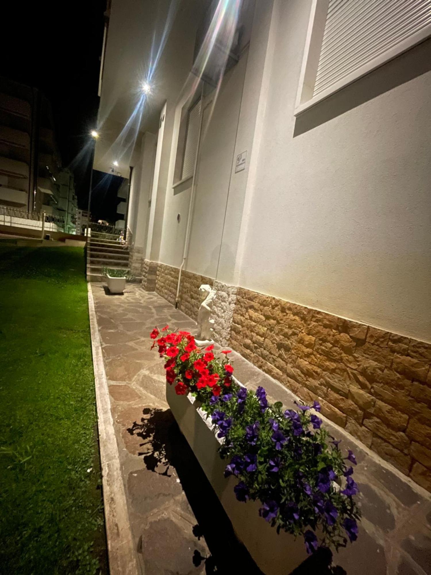 Palazzina Del Sole Sottomarina Exterior foto