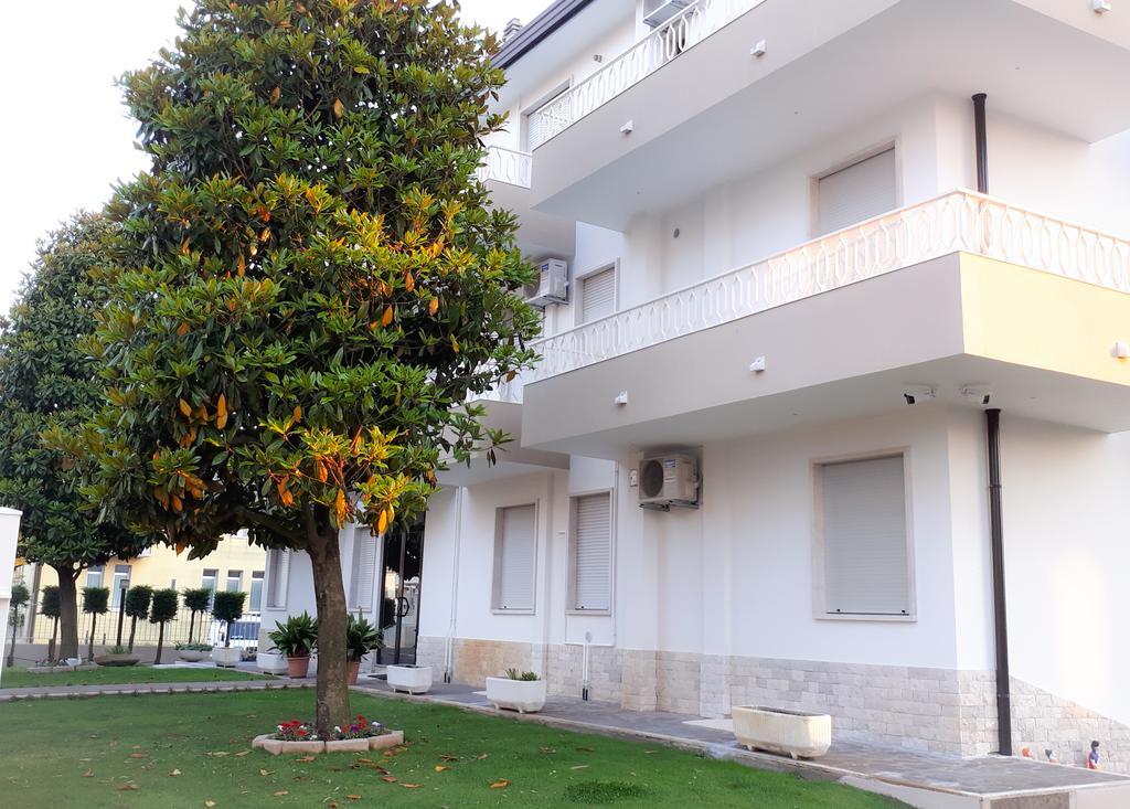 Palazzina Del Sole Sottomarina Exterior foto